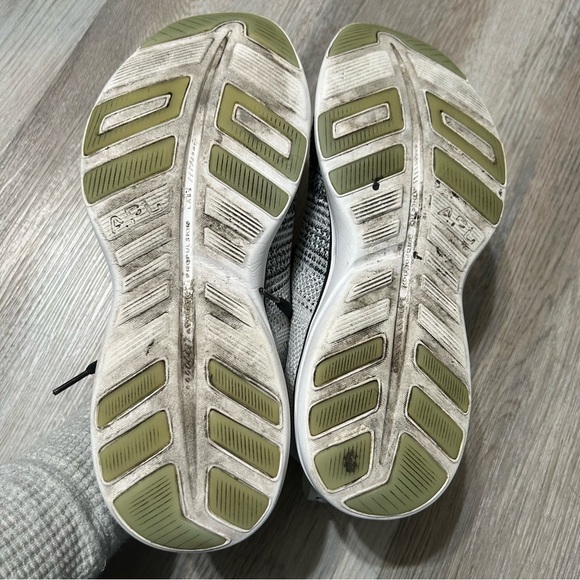 APL TechLoom Pro Black White Ombre Sneakers - Picture 6 of 10